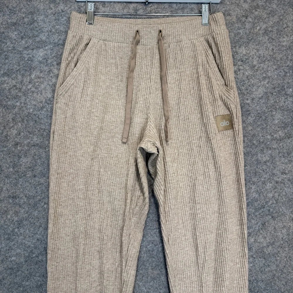 Alo Yoga Muse Ribbed Sweatpants‎ Joggers Womens Medium Gravel Heather Beige Knit